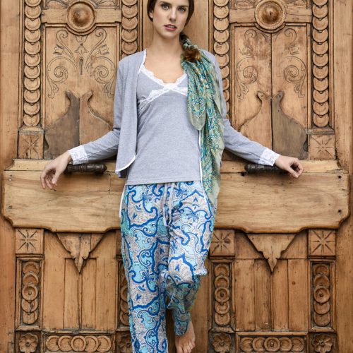 AURORA (azul con pantalón)