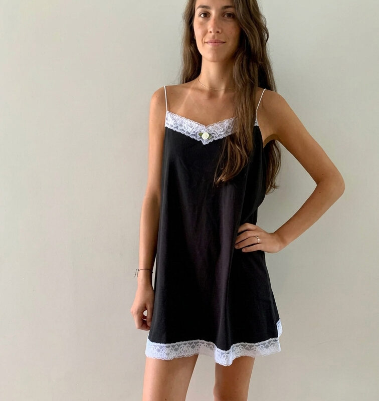 AMELIA (negra)